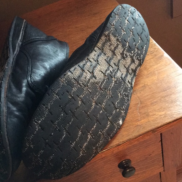 Men's Black Chukka Boots - Picture 5 of 5